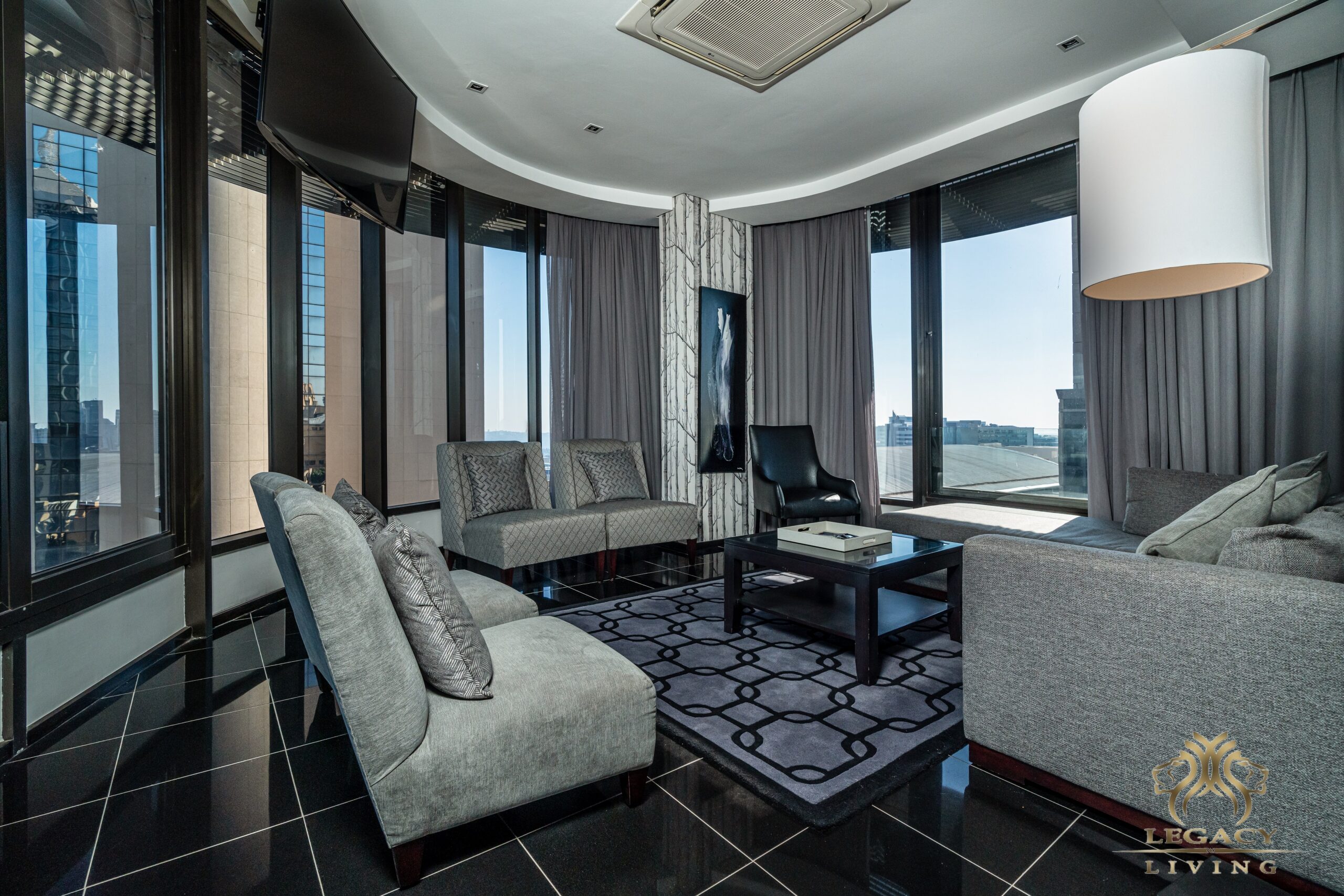 Davinci Hotel and Suites
