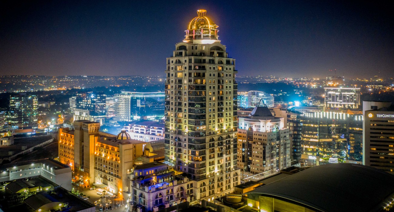 THE MICHAELANGELO RESIDENCES