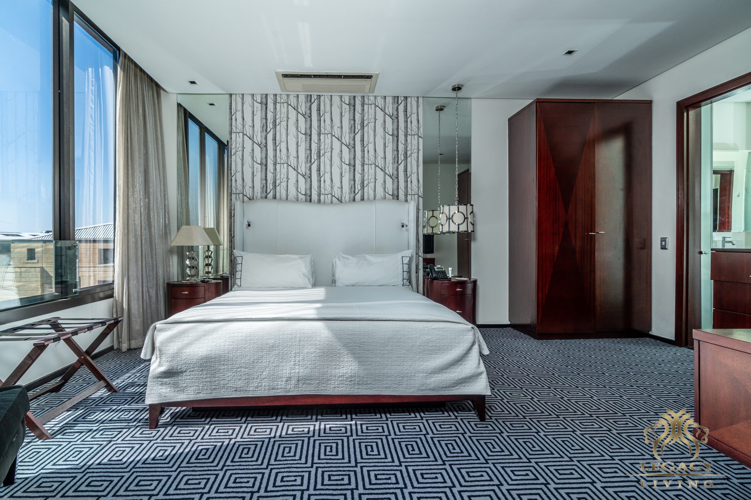 1 BEDROOM LUXURY