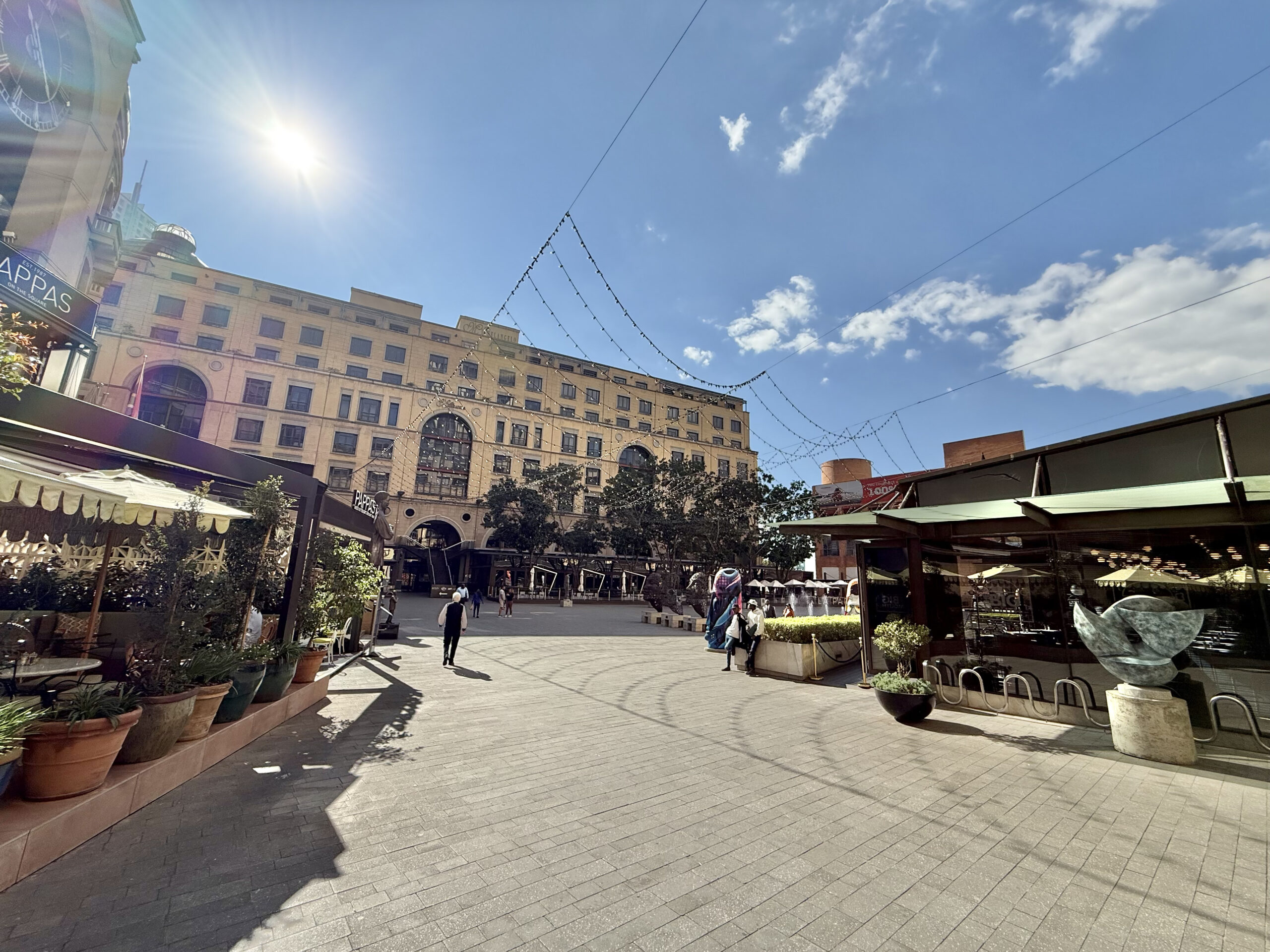 Davinci Hotel and Suites